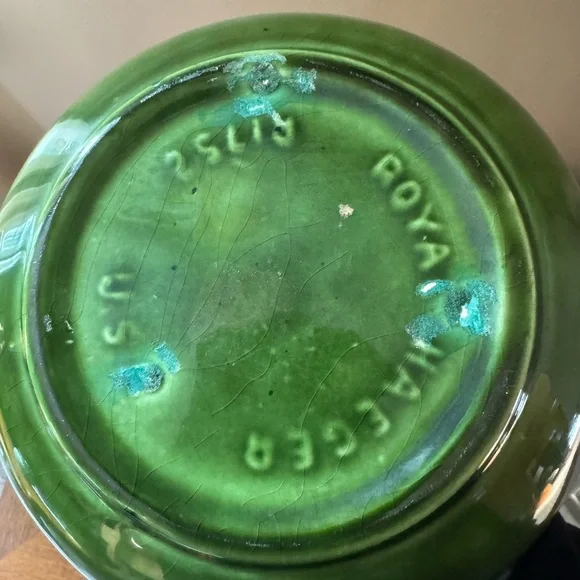 Elegant Green and Yellow Ceramic Vase - Picture 6 of 6